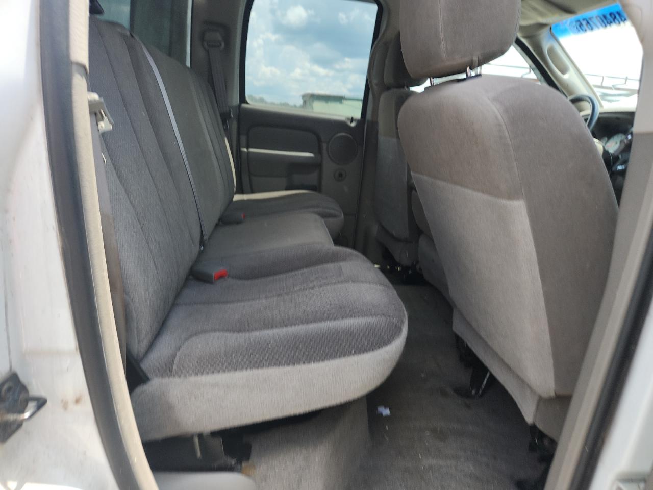 2002 Dodge Ram 1500 VIN: 3D7HA18N52G148221 Lot: 64840765
