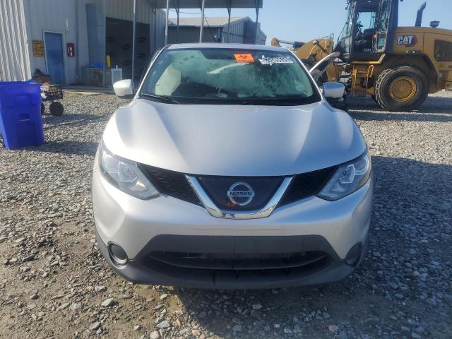  NISSAN ROGUE 2019 Srebrny