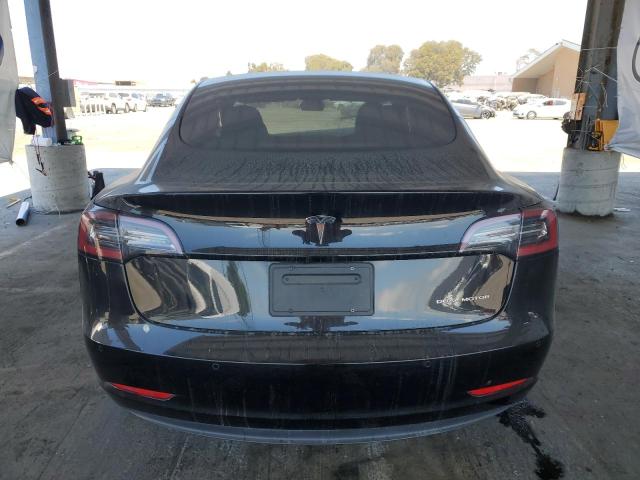  TESLA MODEL 3 2021 Czarny
