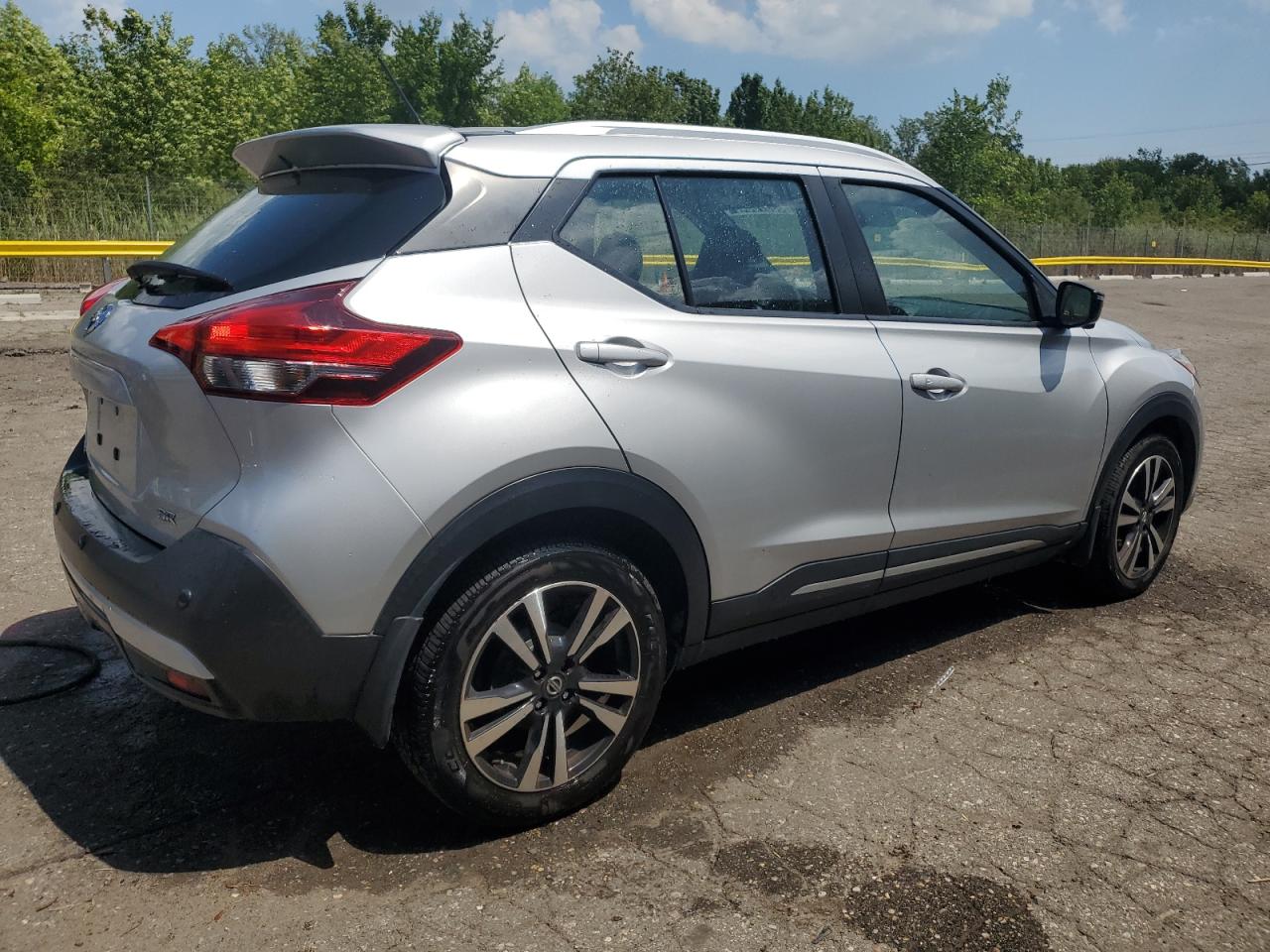 2020 Nissan Kicks Sr VIN: 3N1CP5DV9LL550481 Lot: 65978545