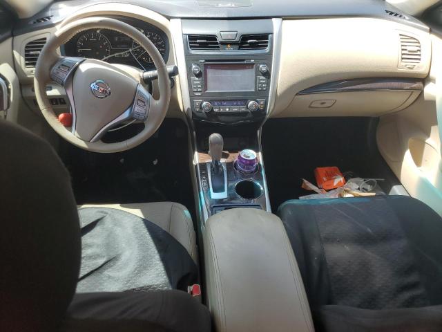 Sedans NISSAN ALTIMA 2015 Czerwony