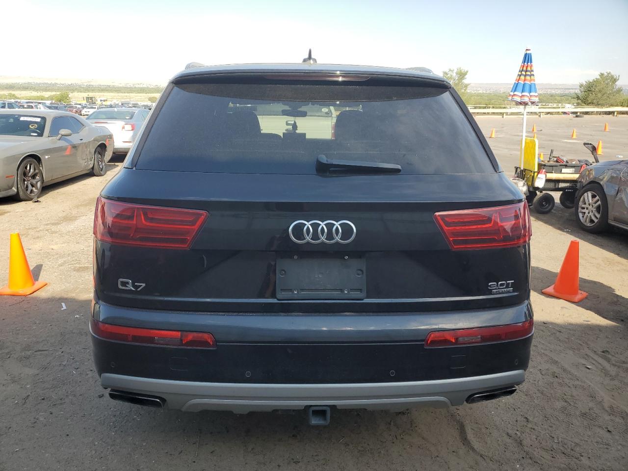 2017 Audi Q7 Prestige VIN: WA1VAAF74HD016584 Lot: 61067805