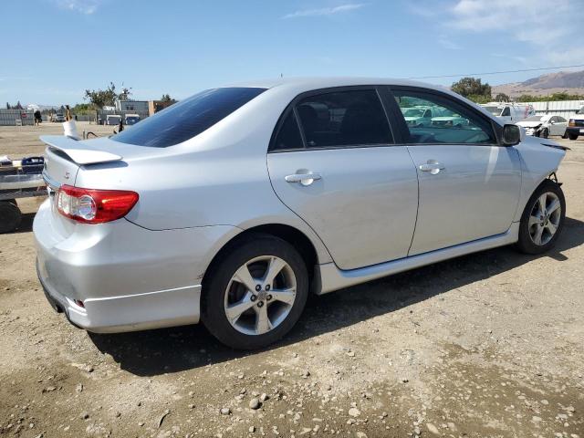  TOYOTA COROLLA 2013 Srebrny