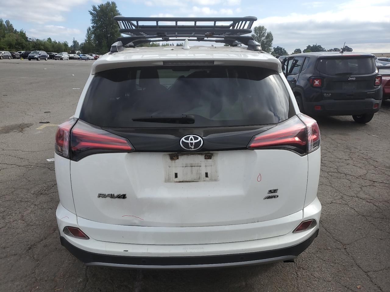 2017 Toyota Rav4 Se VIN: JTMJFREV9HJ166664 Lot: 63703925