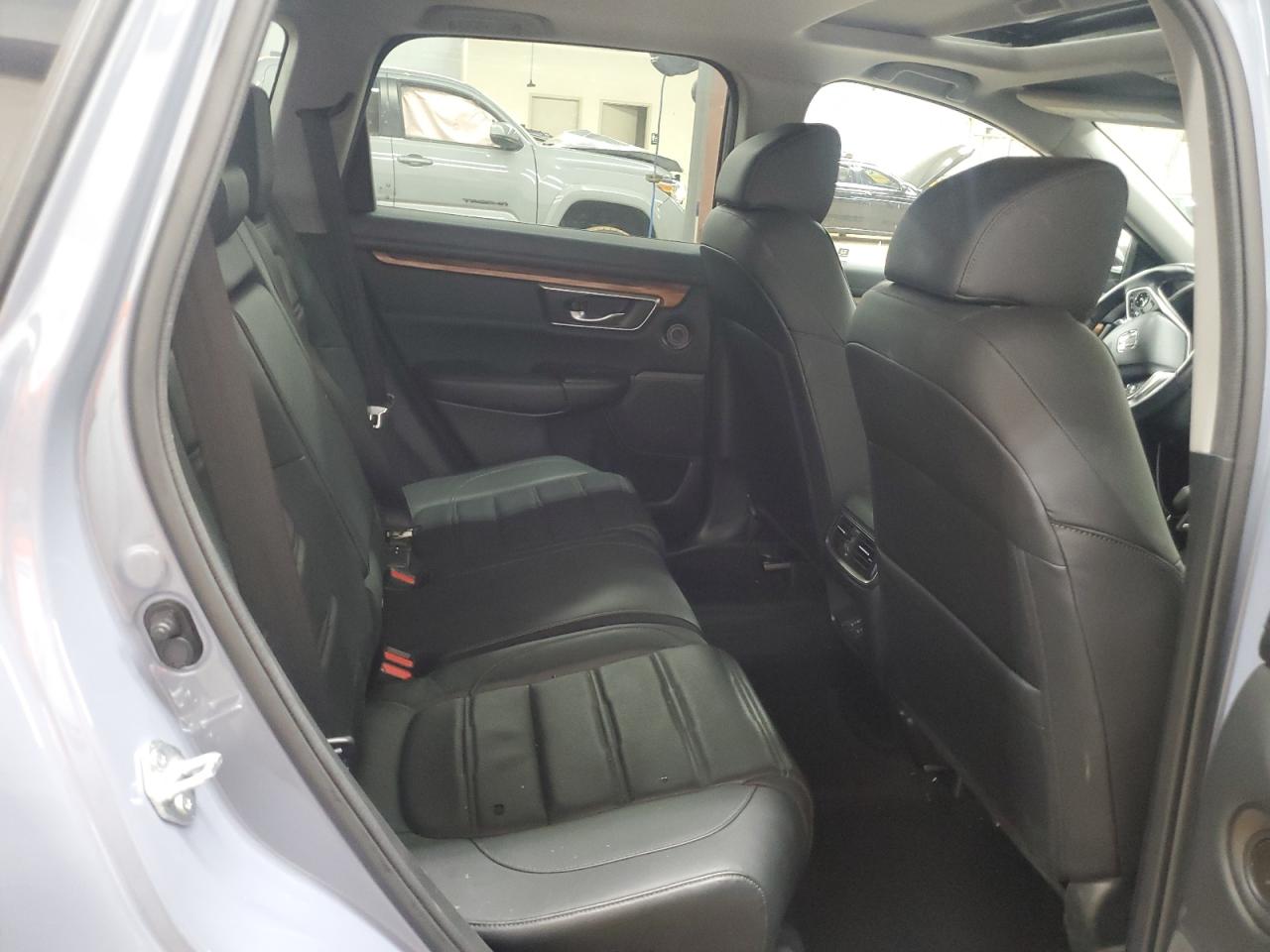 2022 Honda Cr-V Touring VIN: 5J6RW2H92NL000666 Lot: 63778595