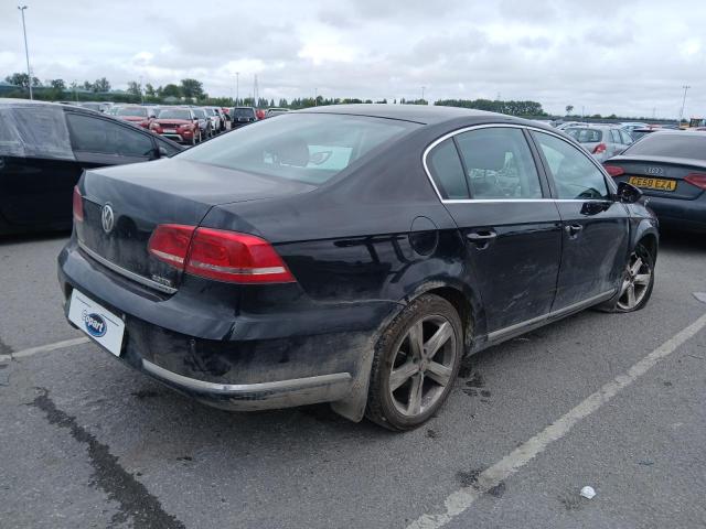 2011 VOLKSWAGEN PASSAT SE