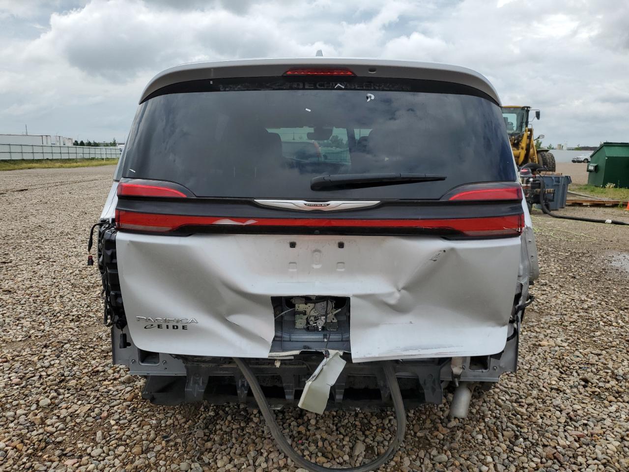 2022 Chrysler Pacifica Touring L VIN: 2C4RC1BGXNR211833 Lot: 64618235