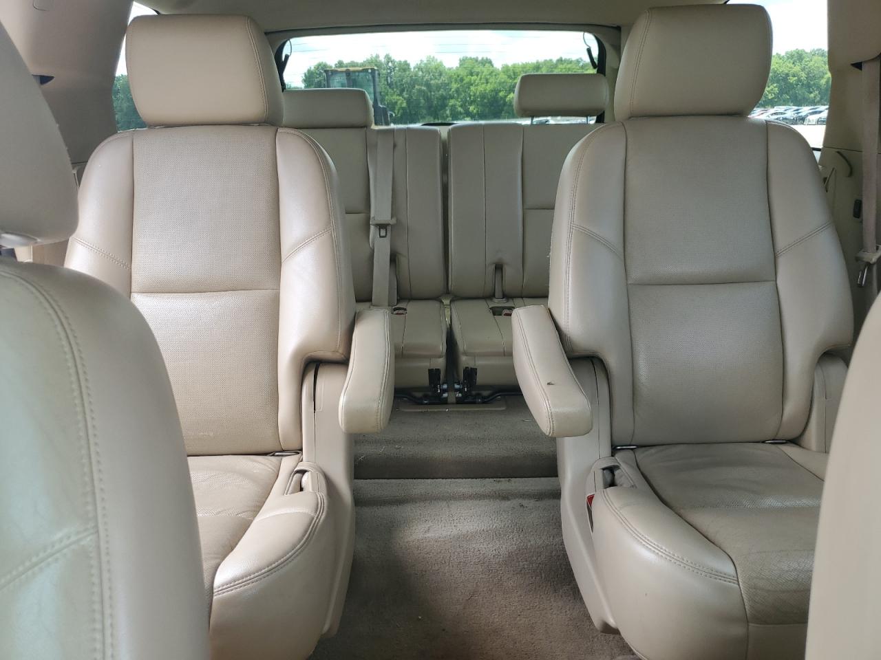 2011 Chevrolet Tahoe K1500 Ltz VIN: 1GNSKCE00BR330479 Lot: 63461045