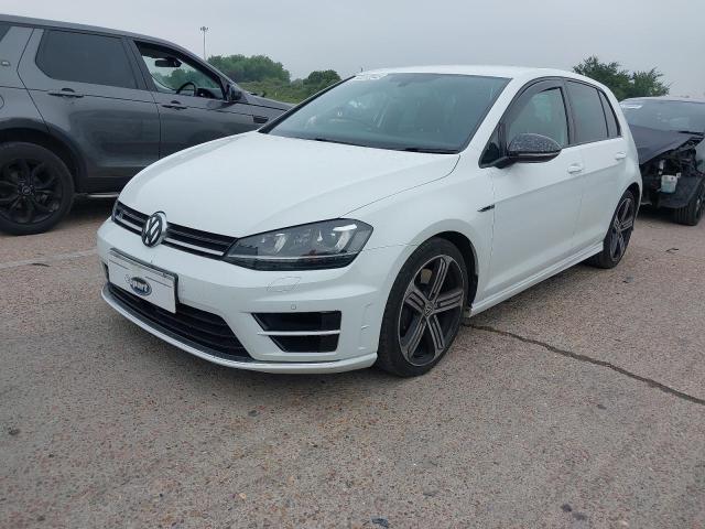 VOLKSWAGEN GOLF R 2016