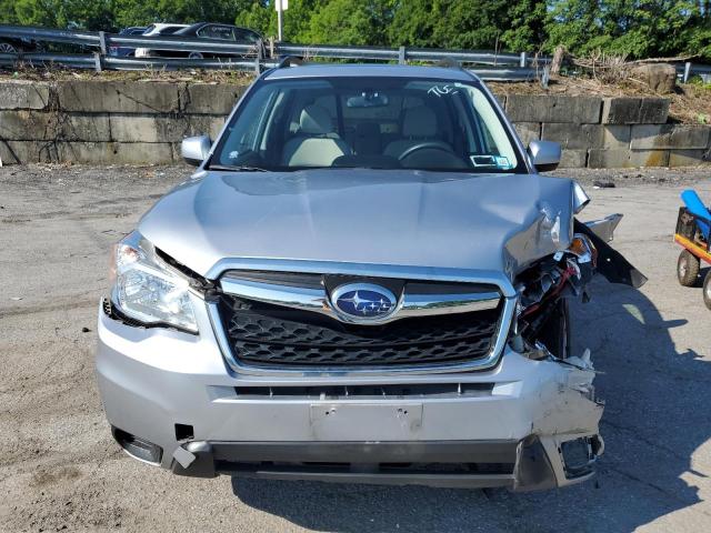  SUBARU FORESTER 2016 Srebrny