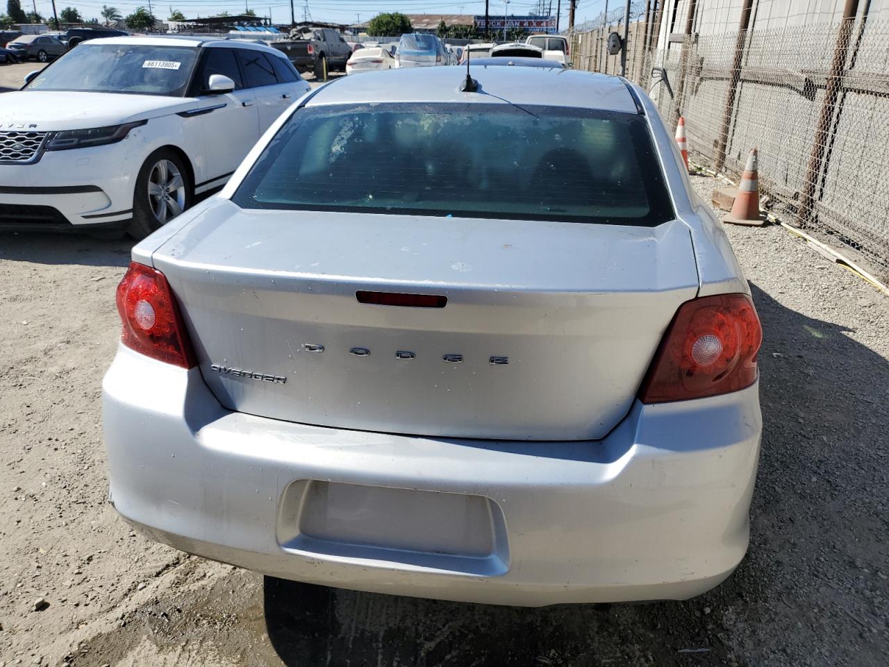 1c3cdzab5cn322845 1C3CDZAB5CN322845 2012 Dodge Avenger Se