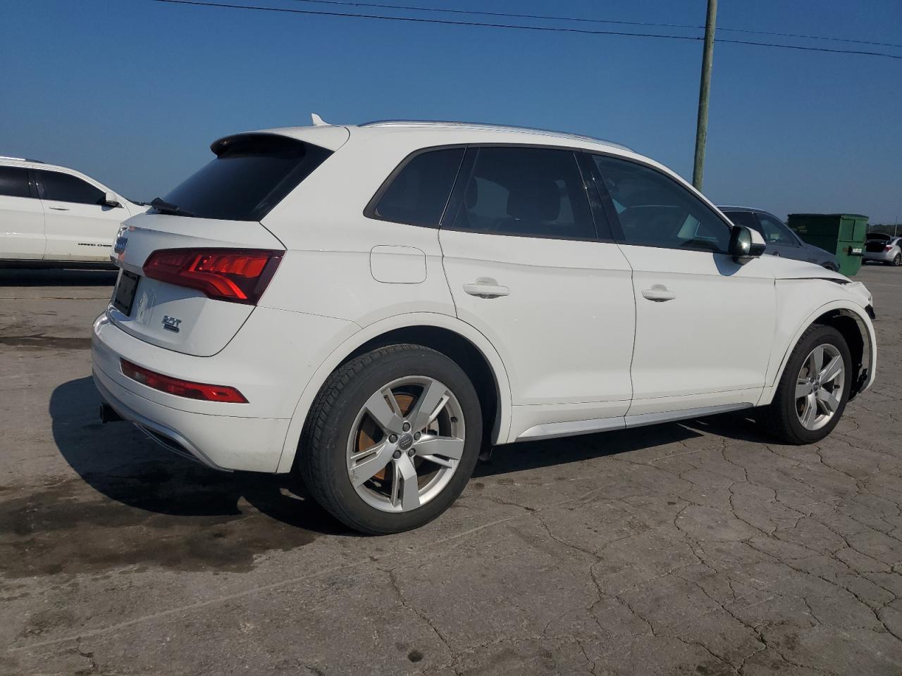 wa1anafy9j2209715 WA1ANAFY9J2209715 2018 Audi Q5 Premium