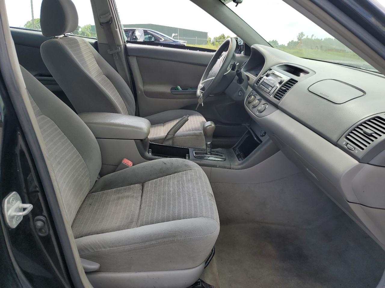 2005 Toyota Camry Le VIN: 4T1BE32K65U632975 Lot: 64685325