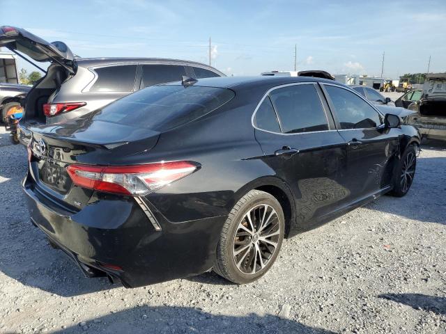  TOYOTA CAMRY 2018 Czarny