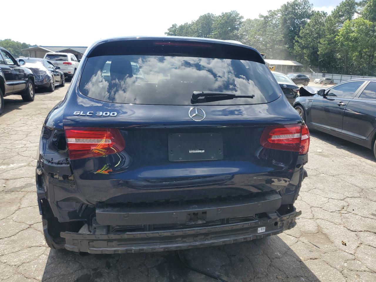 2018 Mercedes-Benz Glc 300 VIN: WDC0G4JBXJV057047 Lot: 64453315