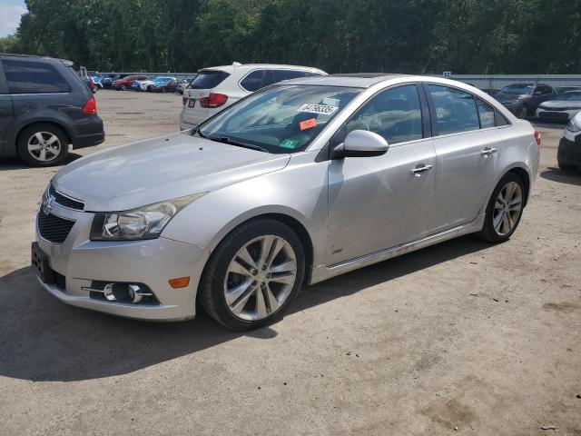 Sedans CHEVROLET CRUZE 2014 Srebrny