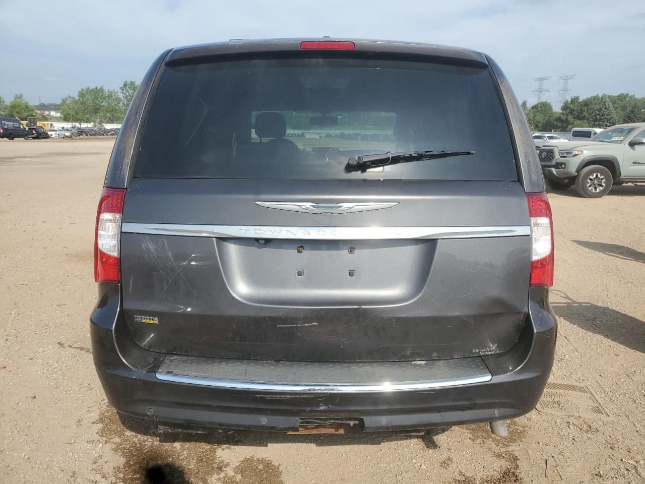 2015 Chrysler Town & Country Touring L VIN: 2C7WC1CG1FR535145 Lot: 64479955