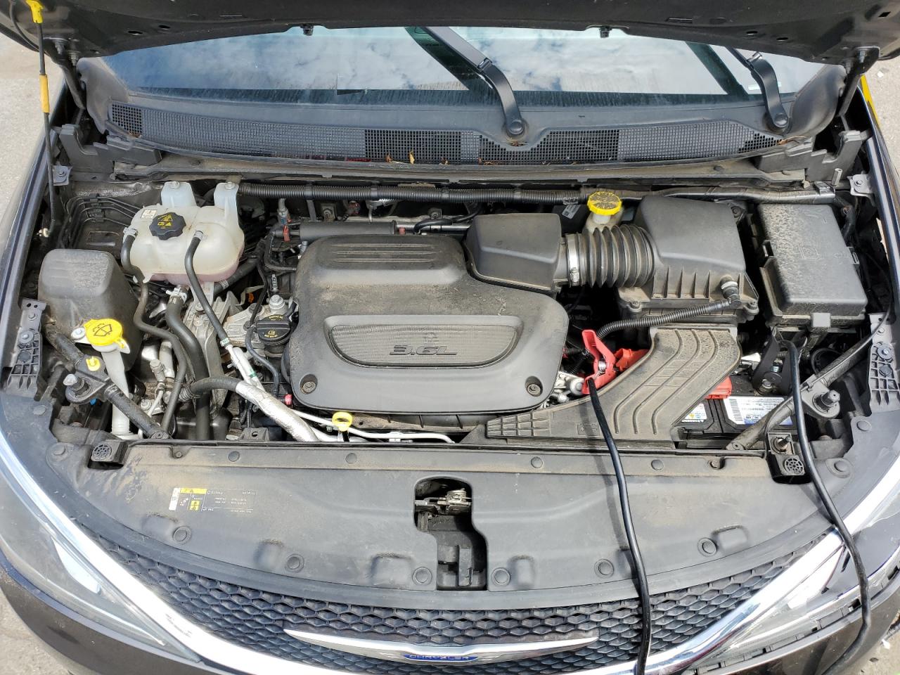 2019 Chrysler Pacifica Touring L VIN: 2C4RC1BG7KR576854 Lot: 64235755