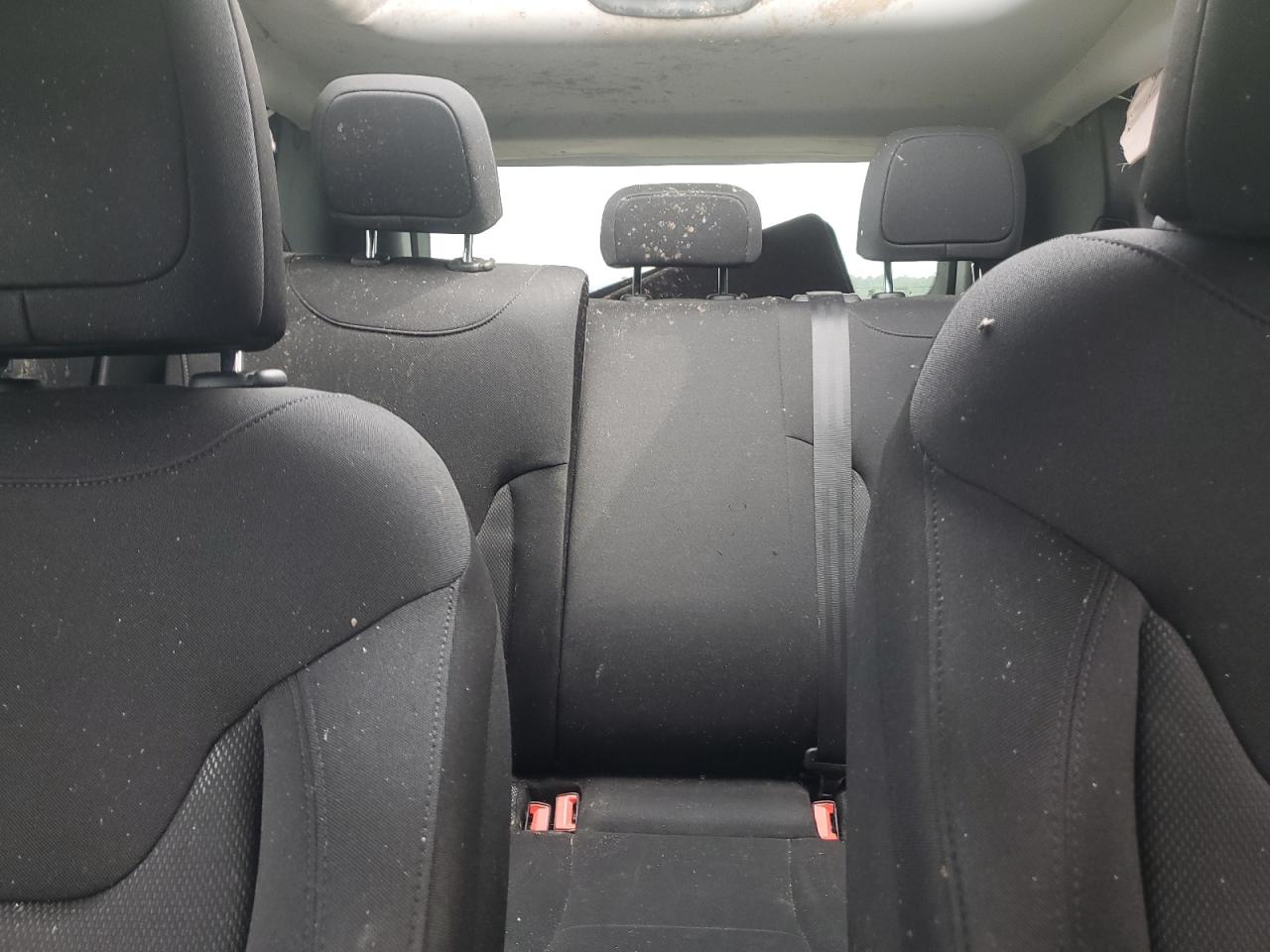 2017 Jeep Renegade Sport VIN: ZACCJBAB4HPG16344 Lot: 64320315