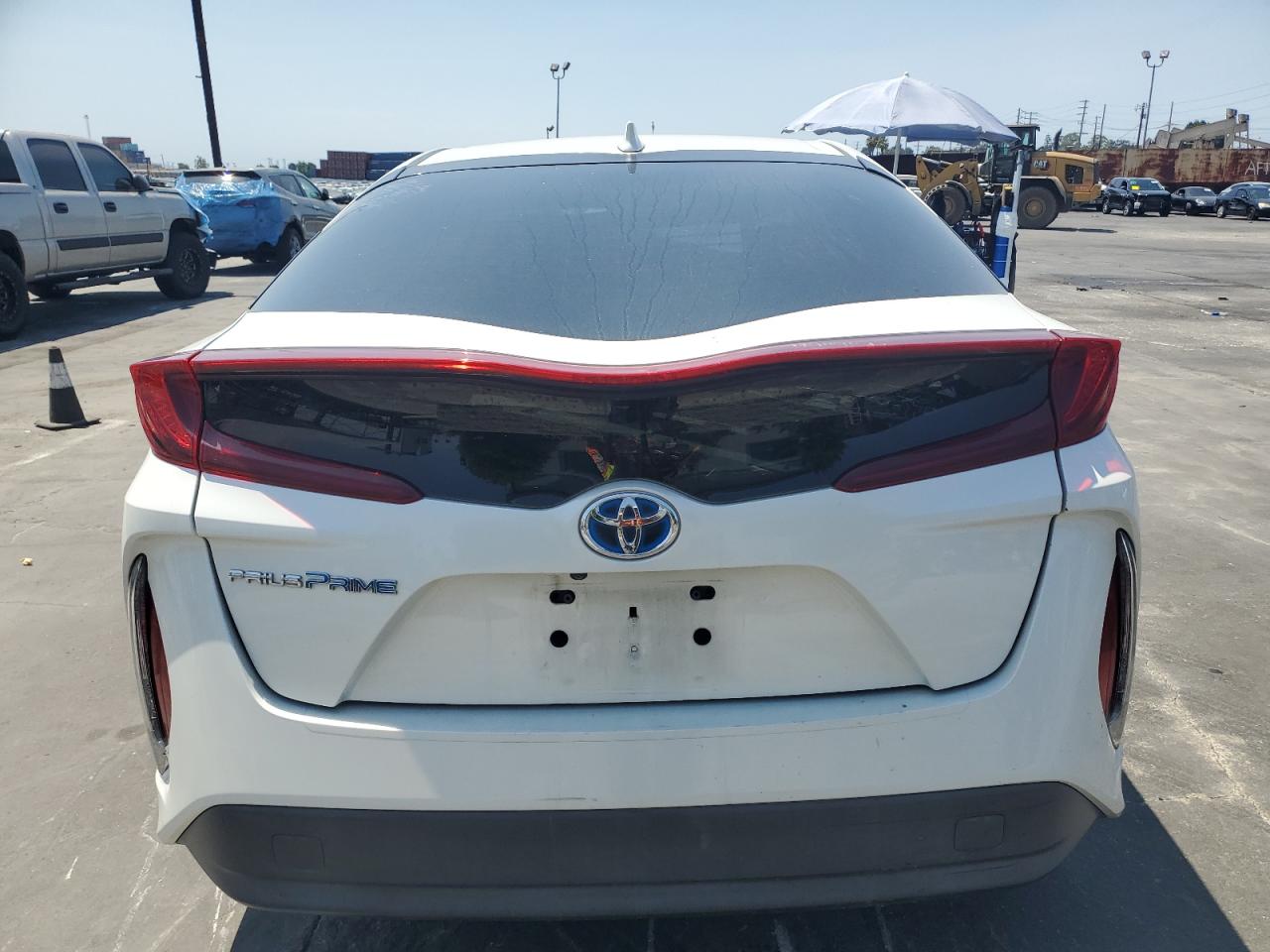2018 Toyota Prius Prime VIN: JTDKARFP9J3083152 Lot: 65154395