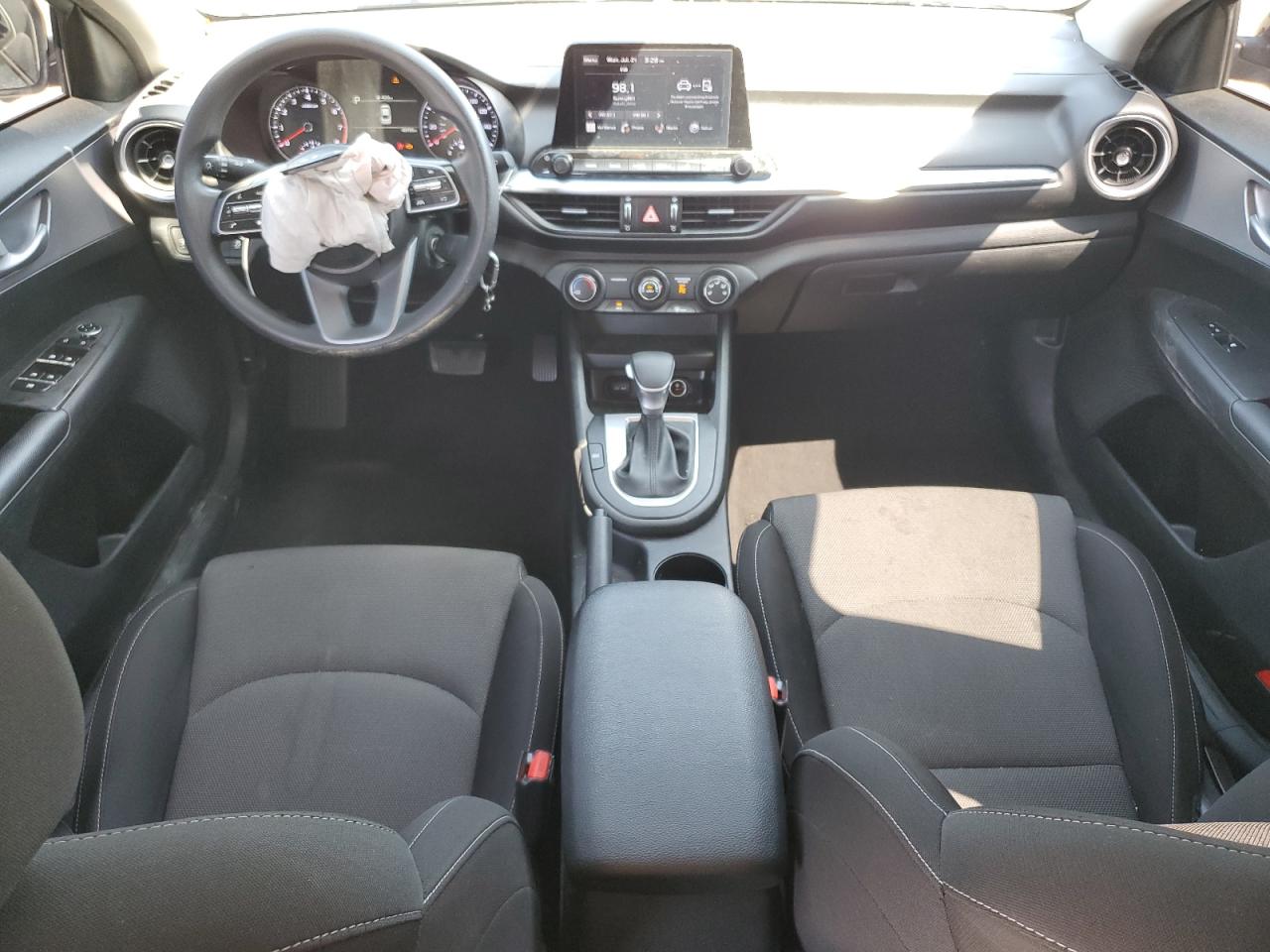 3KPF24AD6NE487765 2022 Kia Forte Fe