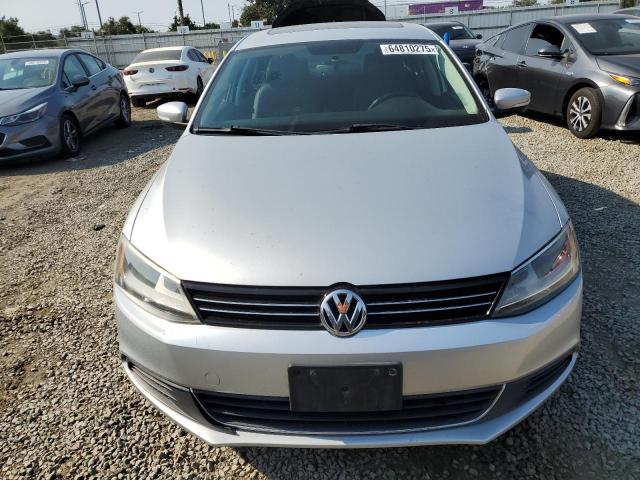  VOLKSWAGEN JETTA 2014 Srebrny