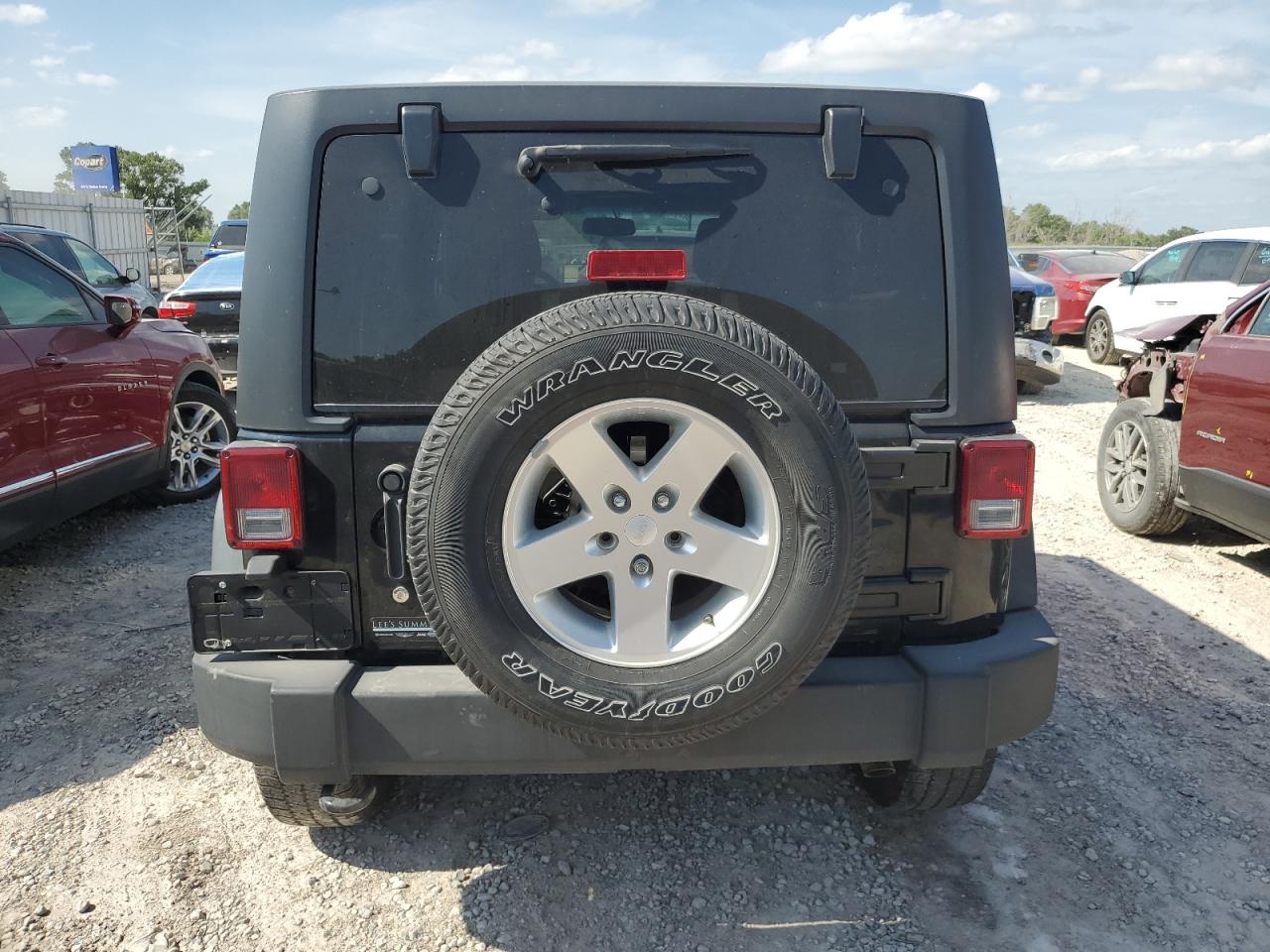 2014 Jeep Wrangler Unlimited Sport VIN: 1C4BJWDG7EL115331 Lot: 65558395