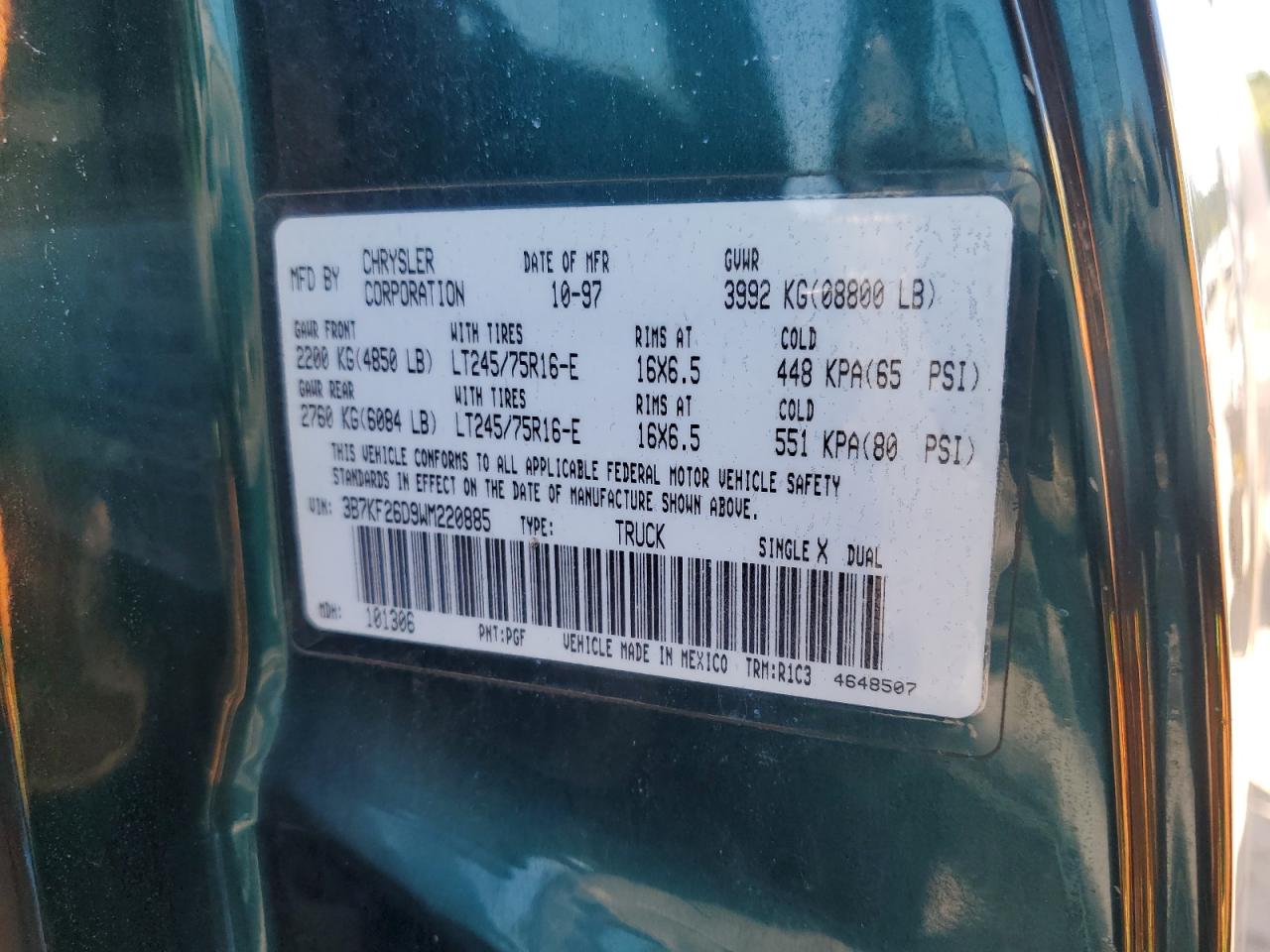 1998 Dodge Ram 2500 VIN: 3B7KF26D9WM220885 Lot: 63468695
