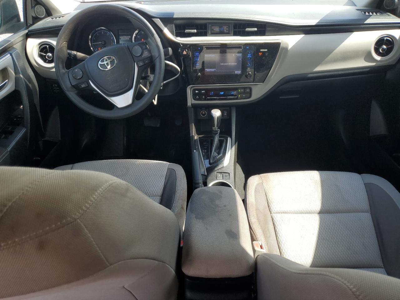 2017 Toyota Corolla L VIN: 5YFBURHE8HP729205 Lot: 65197405