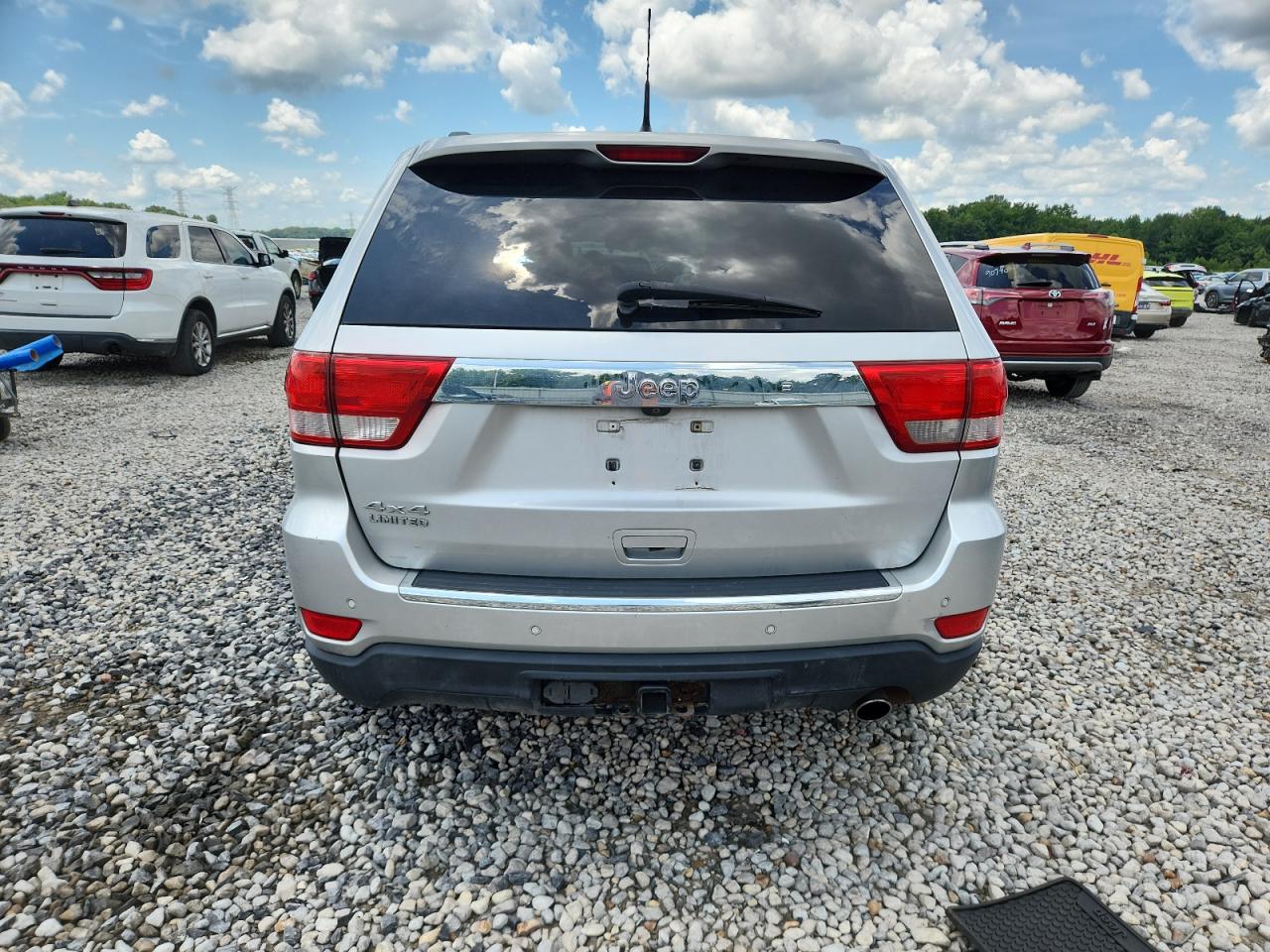 2011 Jeep Grand Cherokee Limited VIN: 1J4RR5GG2BC504980 Lot: 65365375