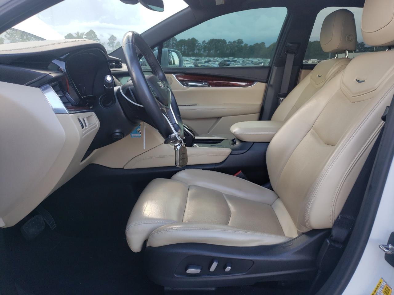 2017 Cadillac Xt5 Premium Luxury VIN: 1GYKNCRSXHZ132846 Lot: 64933165