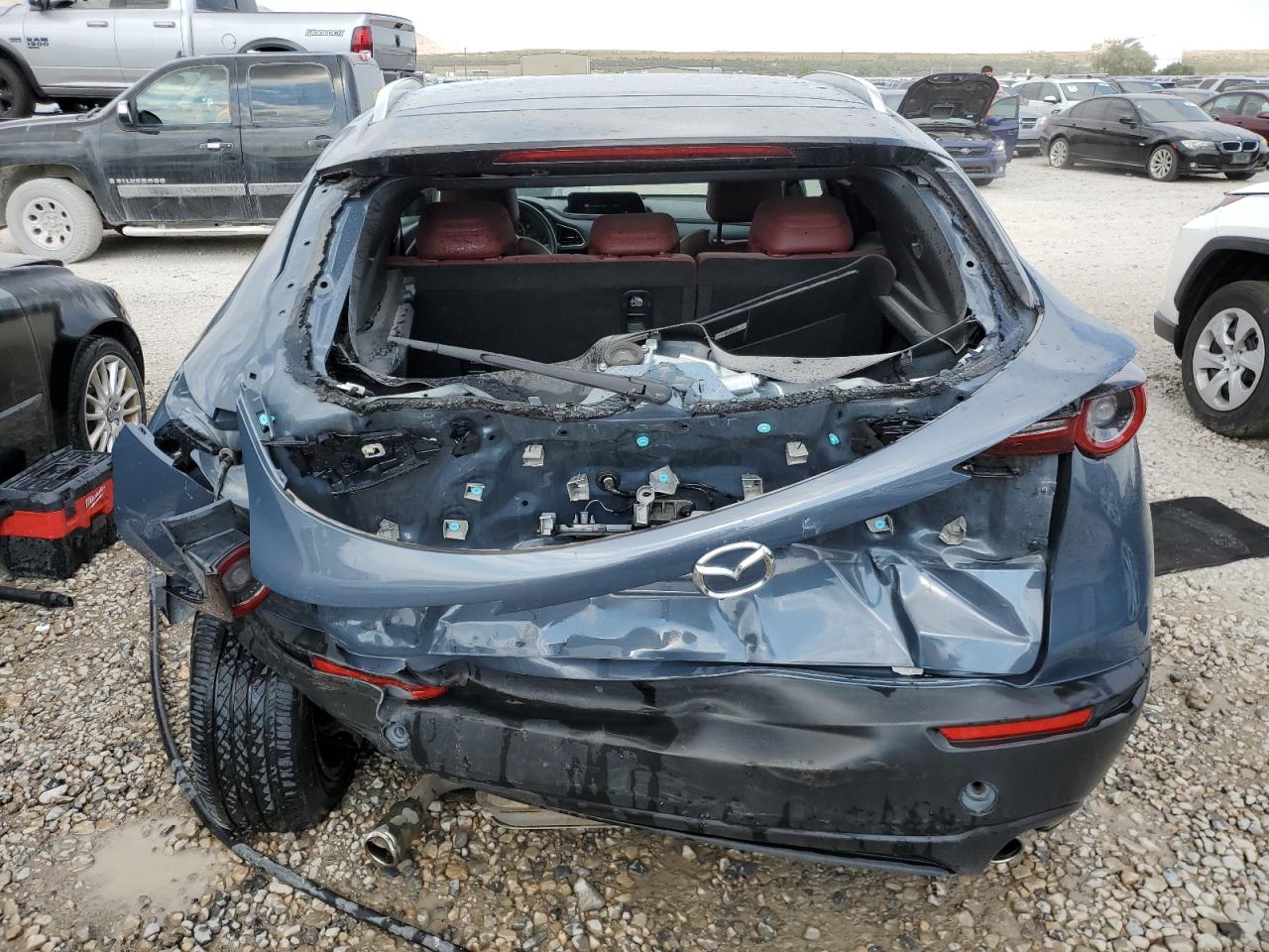2025 Mazda Cx-30 Preferred VIN: 3MVDMBCM3SM788853 Lot: 66132385