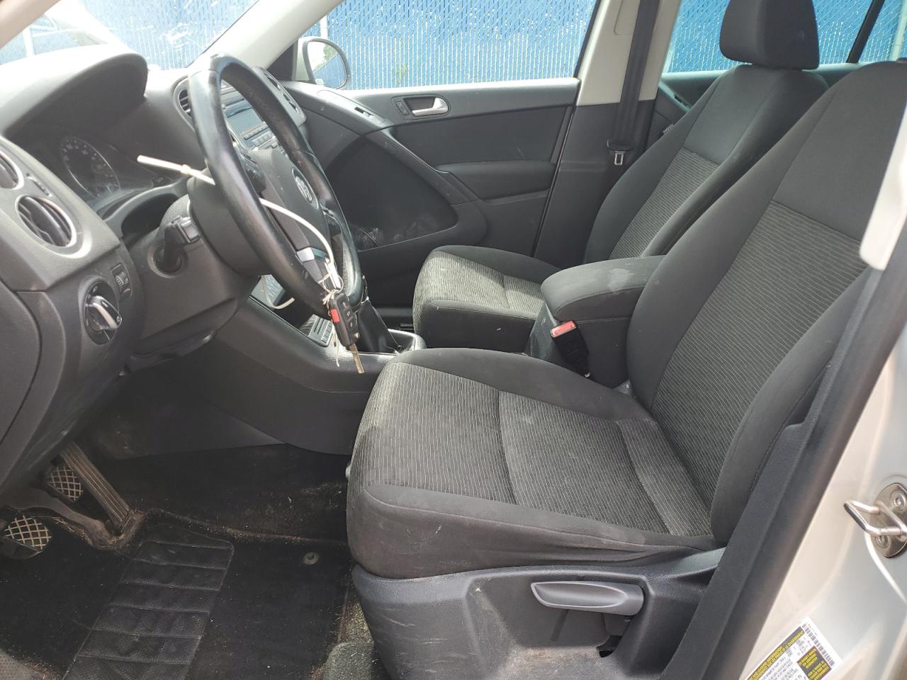 2014 Volkswagen Tiguan S VIN: WVGKV3AX9EW541281 Lot: 66071365