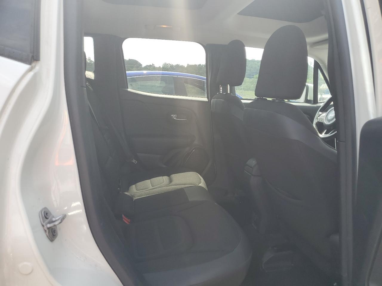 2017 Jeep Renegade Latitude VIN: ZACCJBBB3HPG52993 Lot: 65325305