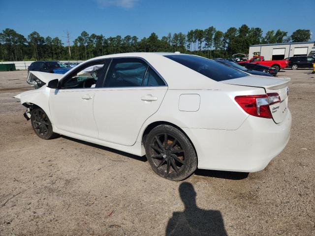 Sedans TOYOTA CAMRY 2012 Biały