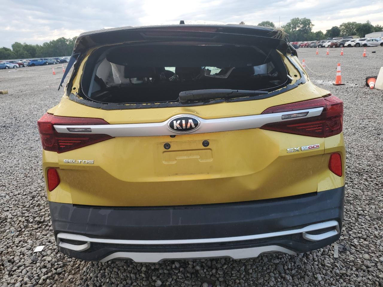 2021 Kia Seltos Sx VIN: KNDETCA2XM7061268 Lot: 65314395