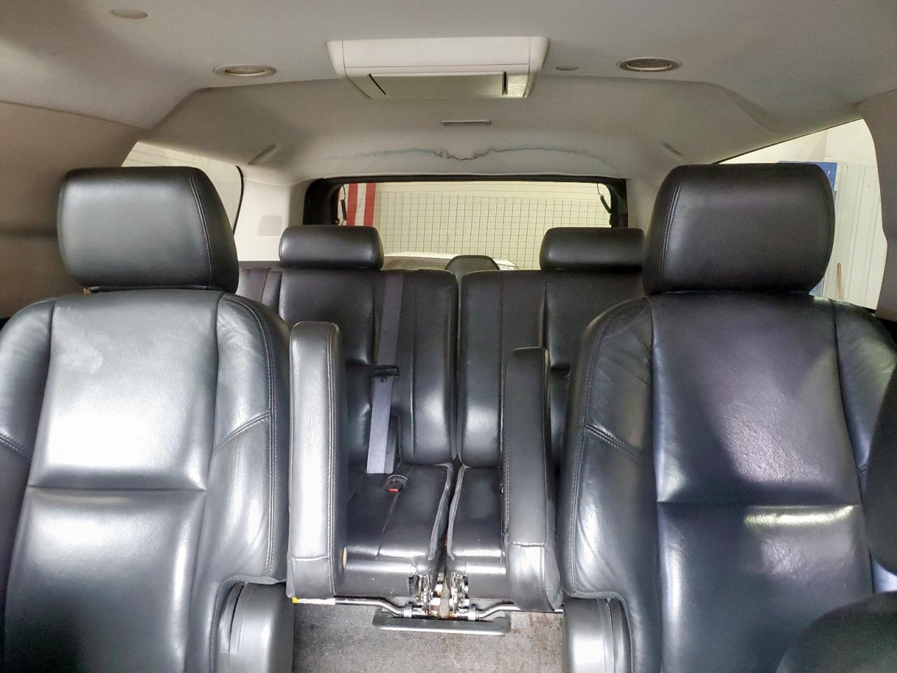 2011 Cadillac Escalade Esv Premium VIN: 1GYS3JEFXBR134946 Lot: 63870395