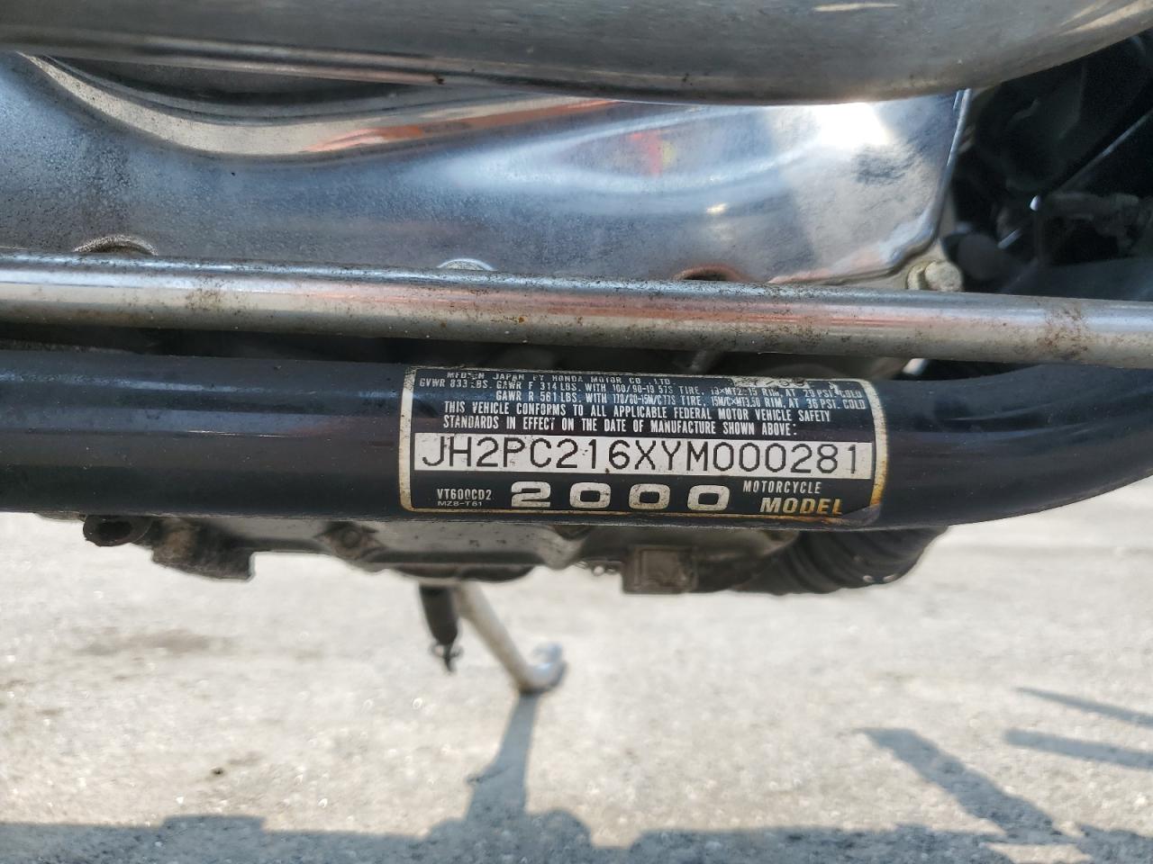 2000 Honda Vt600 Cd2 VIN: JH2PC216XYM000281 Lot: 63405875