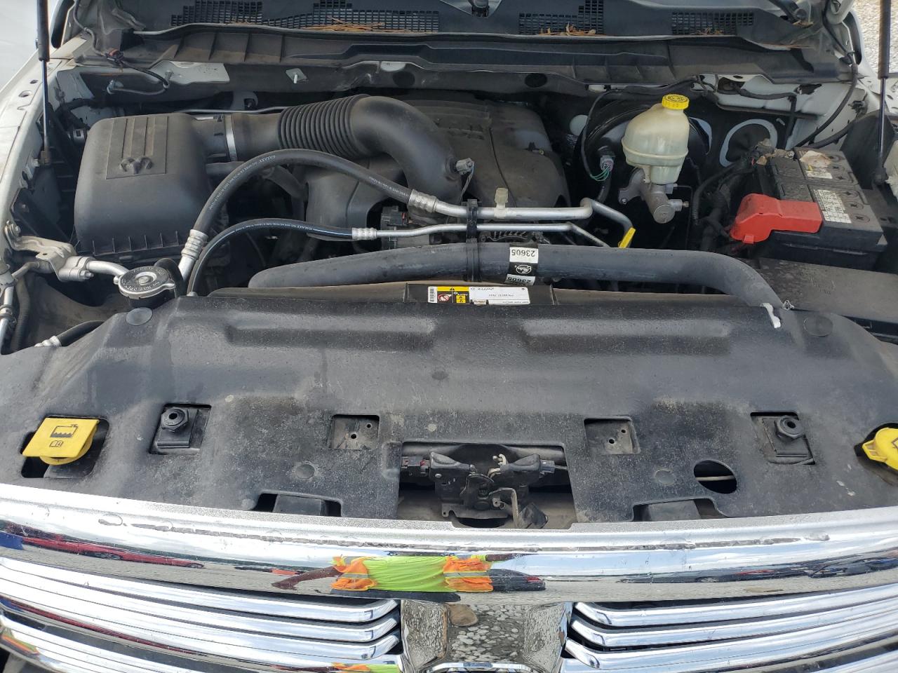 1C6RR7LT4FS717579 2015 Ram 1500 Slt