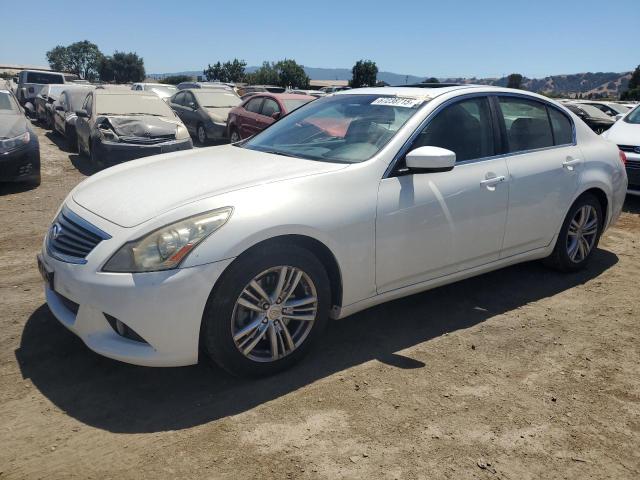  INFINITI G37 2013 White