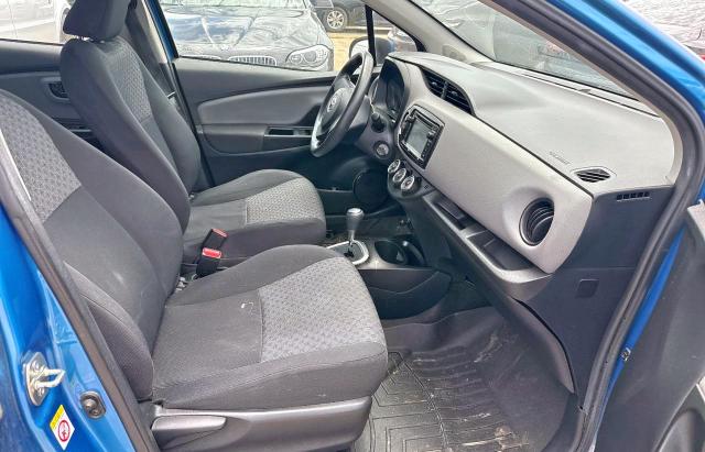 Hatchbacks TOYOTA YARIS 2015 Granatowy