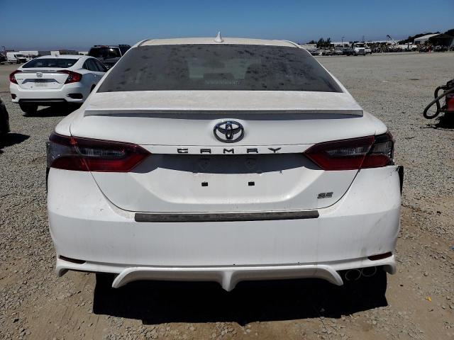  TOYOTA CAMRY 2024 Белы