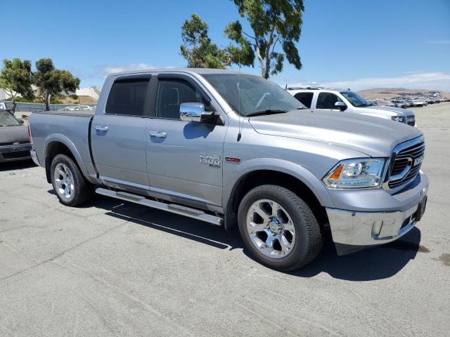  RAM 1500 2019 Srebrny