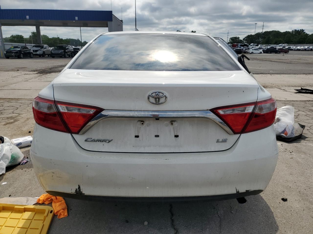 2015 Toyota Camry Le VIN: 4T4BF1FK1FR475987 Lot: 65339675