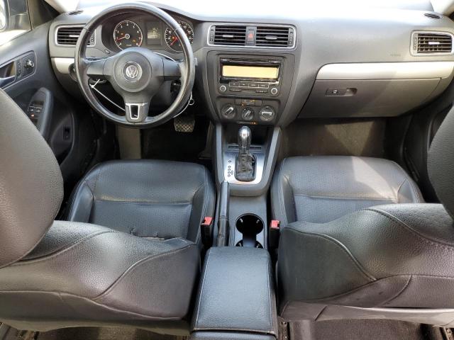 Sedans VOLKSWAGEN JETTA 2013 Szary
