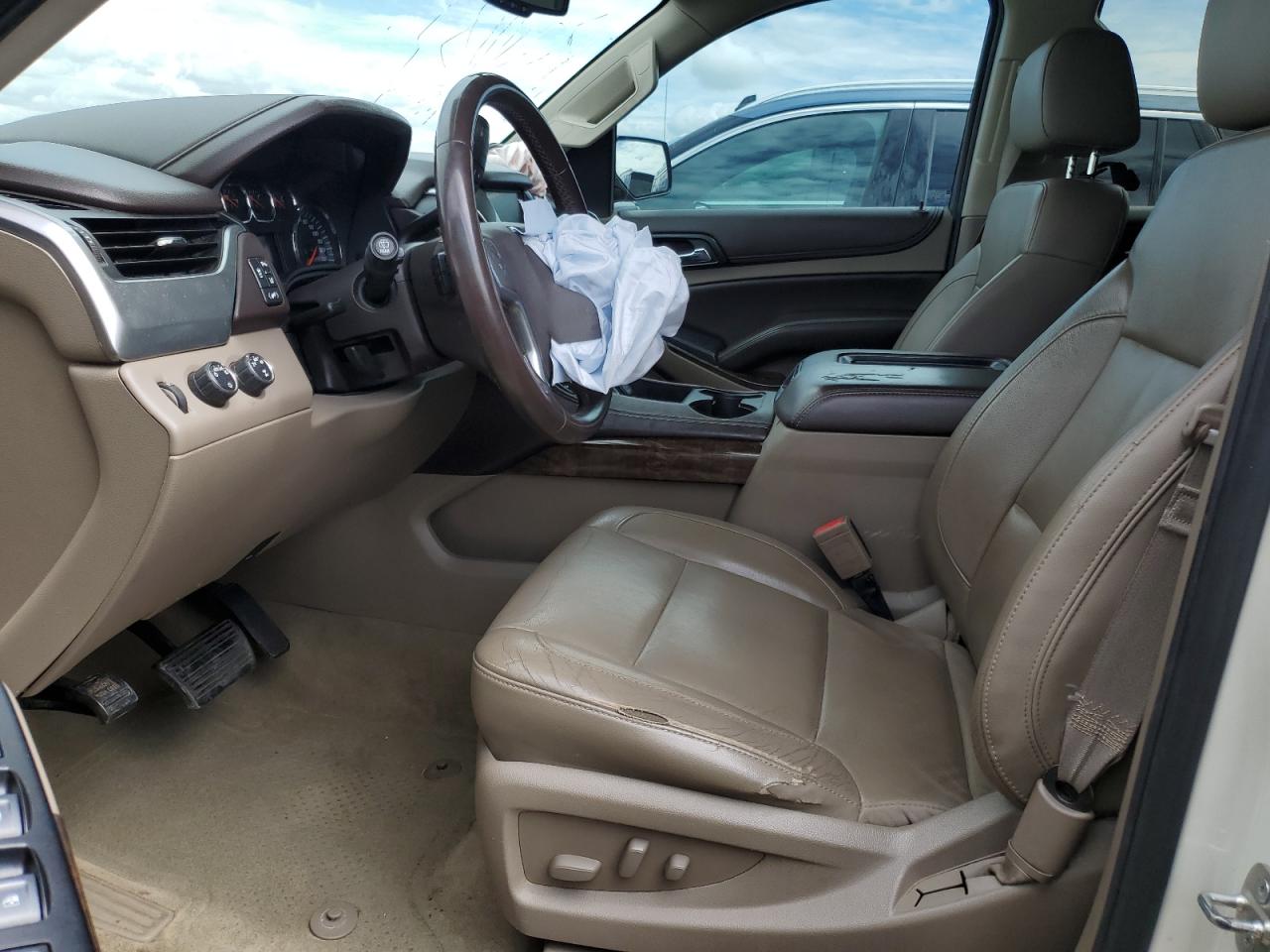 2015 Chevrolet Tahoe K1500 Lt VIN: 1GNSKBKC4FR646272 Lot: 63297415