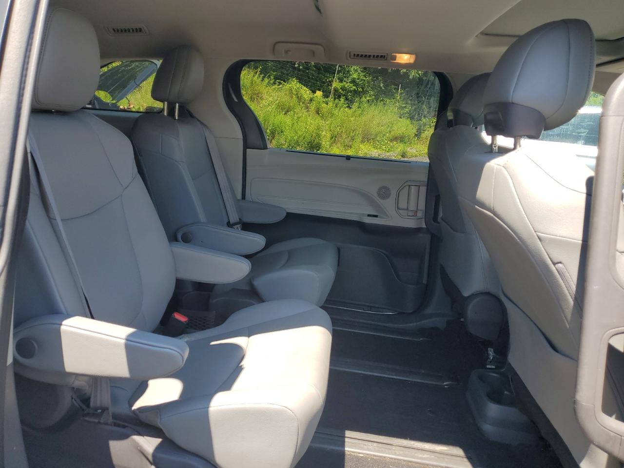 2021 Toyota Sienna Xle VIN: 5TDYRKEC2MS005744 Lot: 64396375