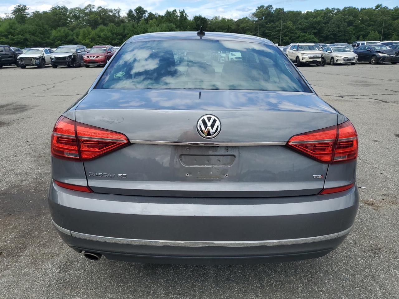 2016 Volkswagen Passat Se VIN: 1VWBT7A32GC063625 Lot: 64739095