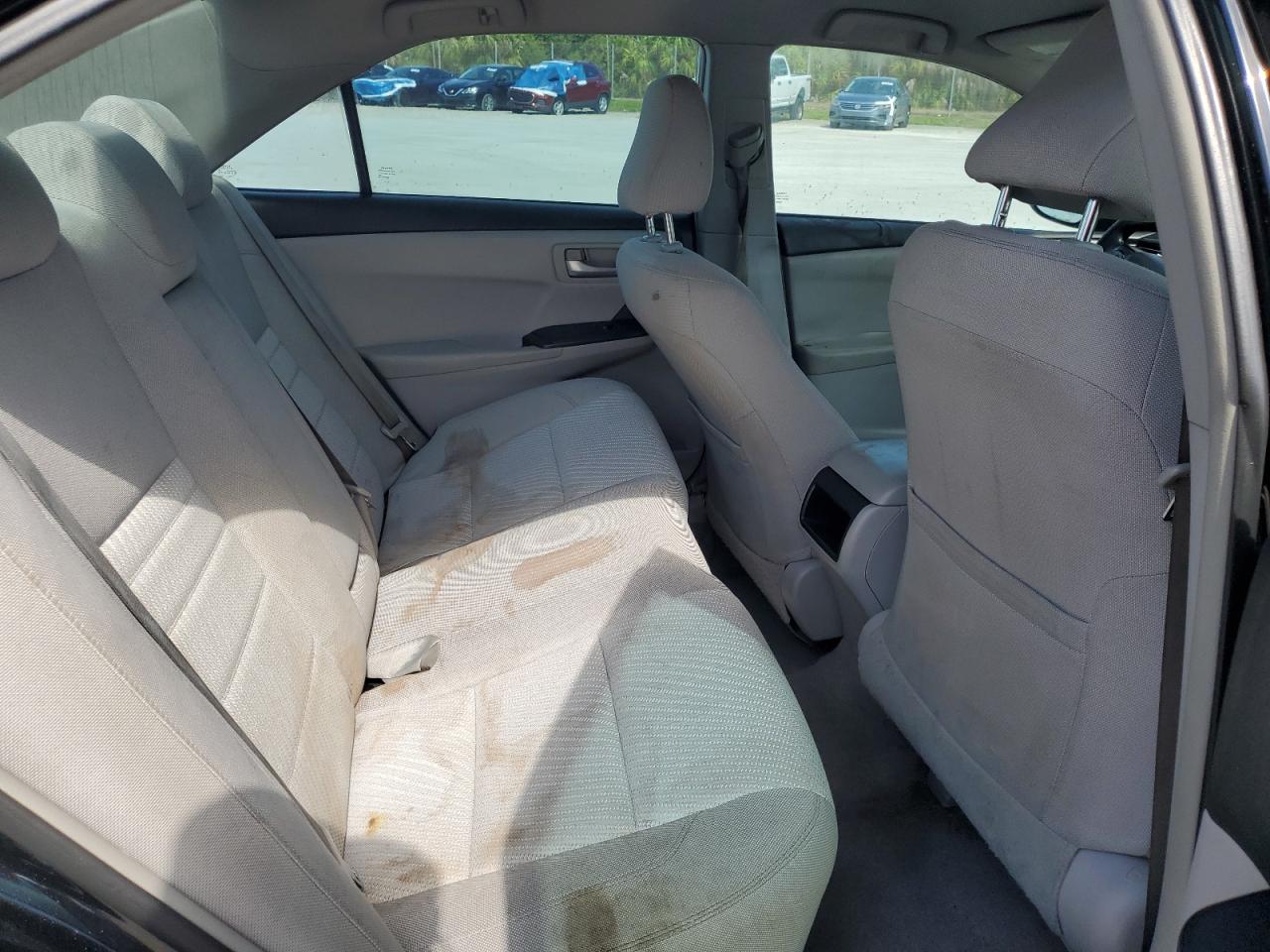 2016 Toyota Camry Le VIN: 4T1BF1FK7GU557203 Lot: 65263835
