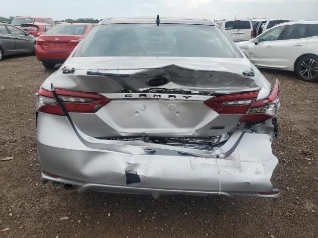  TOYOTA CAMRY 2023 Серебристый